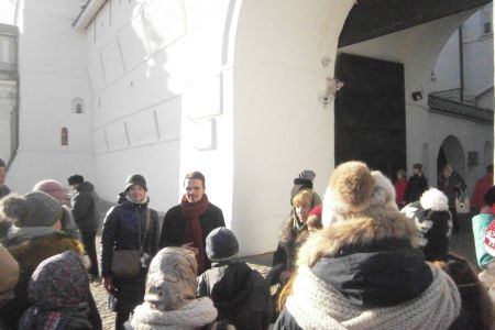103.jpg
